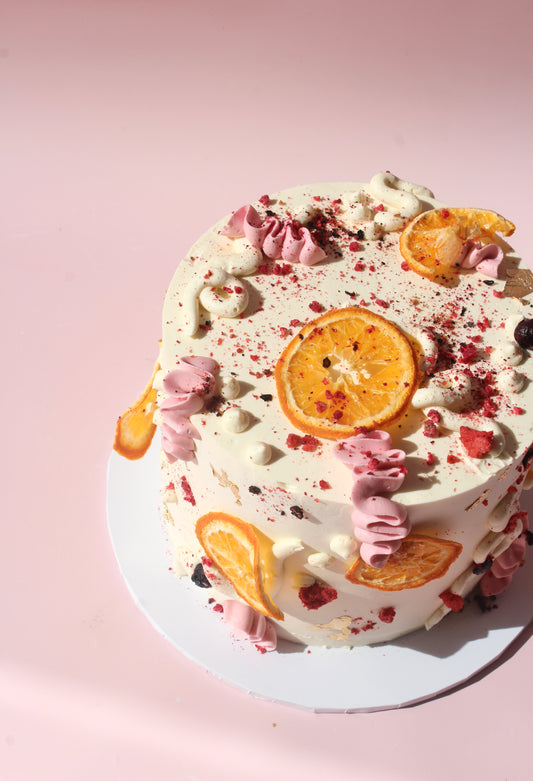 Dried orange & berry cake