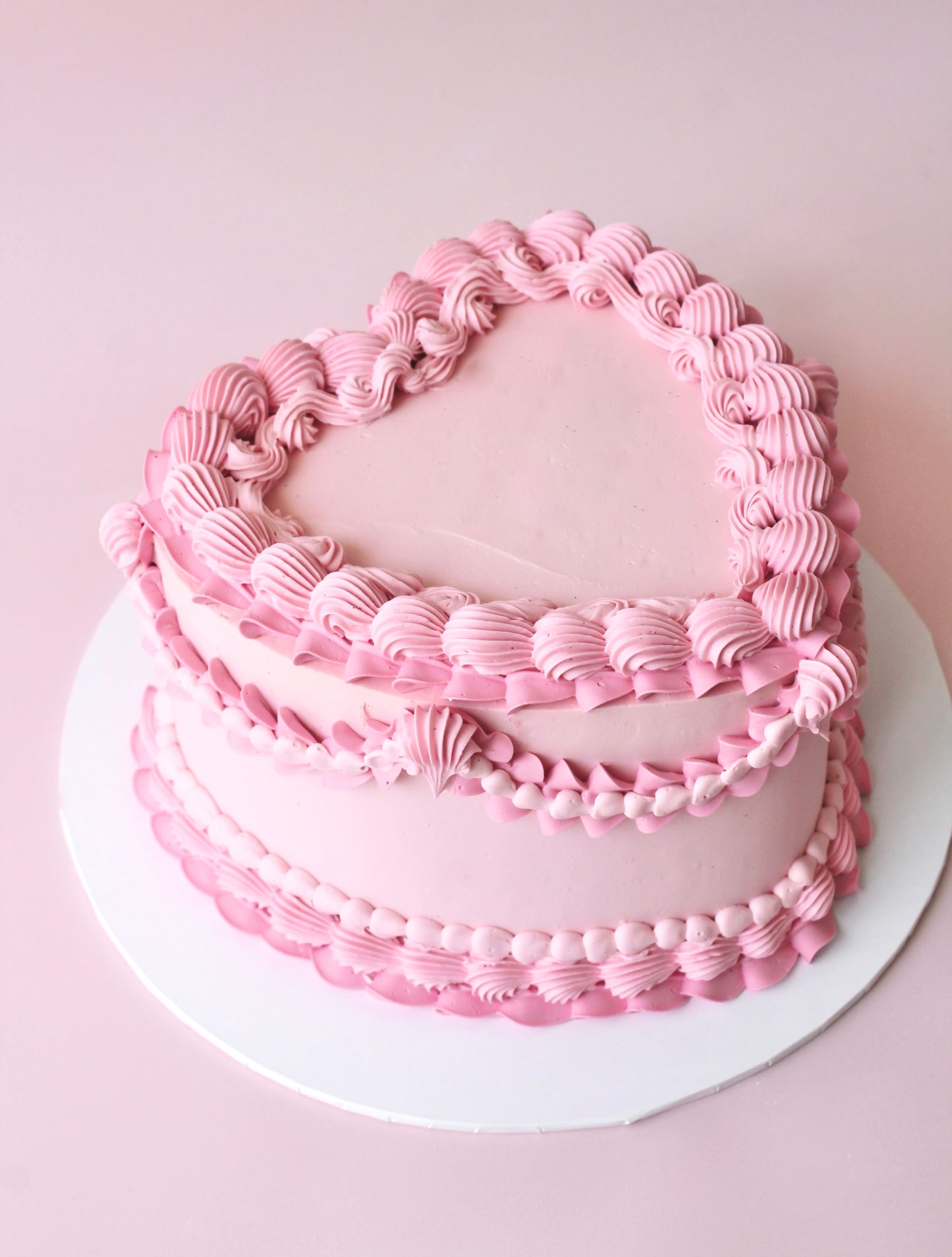 Pink heart cake Newcastle 